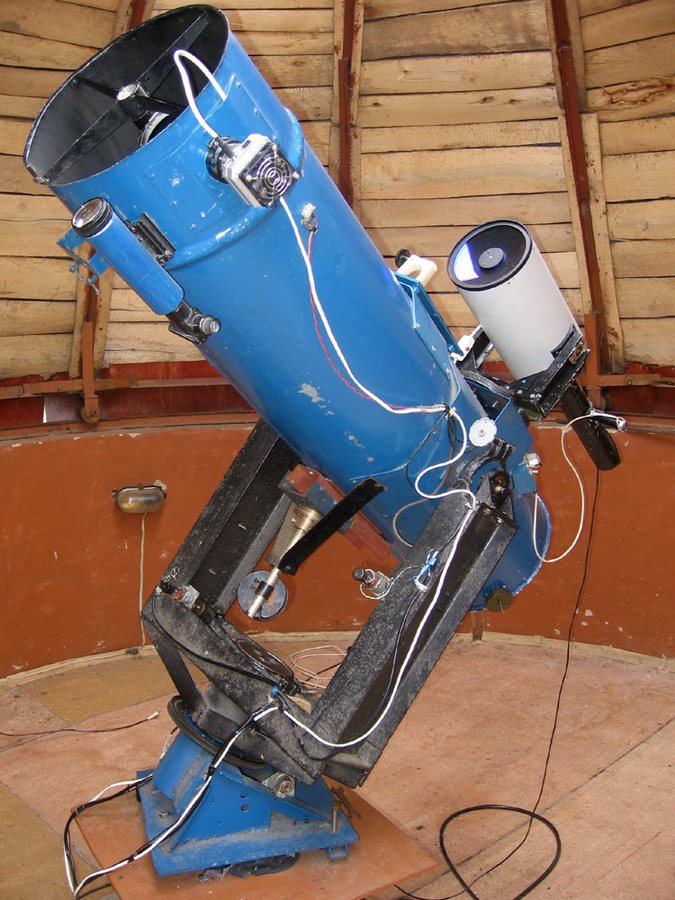 Astronomers get permission for mini-observatory