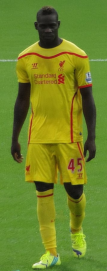 Balotelli jugando para el Liverpool en septiembre de 2014