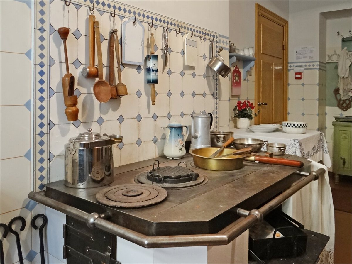 Inside The Hospital Kitchen Run By A Michelin-Starred Chef