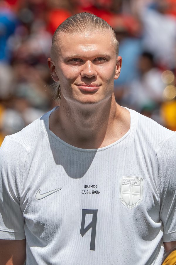 Haaland double gives Manchester City ideal Champions League start in Porto