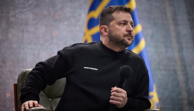 Зеленський: Пакети амуніції для F-16 уже в дорозі, Україна шукає додаткові боєприпаси