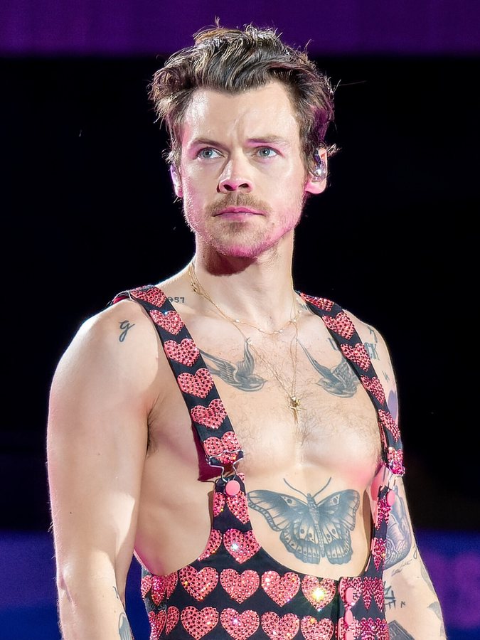 Harry Styles na stadionie Wembley, czerwiec 2023 (przycięte)