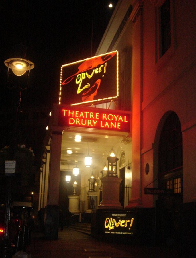 Cartellone di Oliver! a Drury Lane nel West End nel 2009