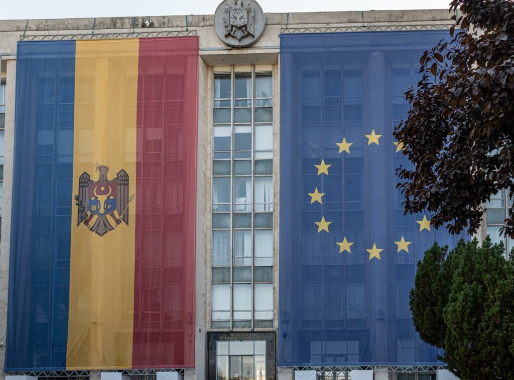 Comisia Europeană deblochează 157 de milioane de euro pentru Republica Moldova
