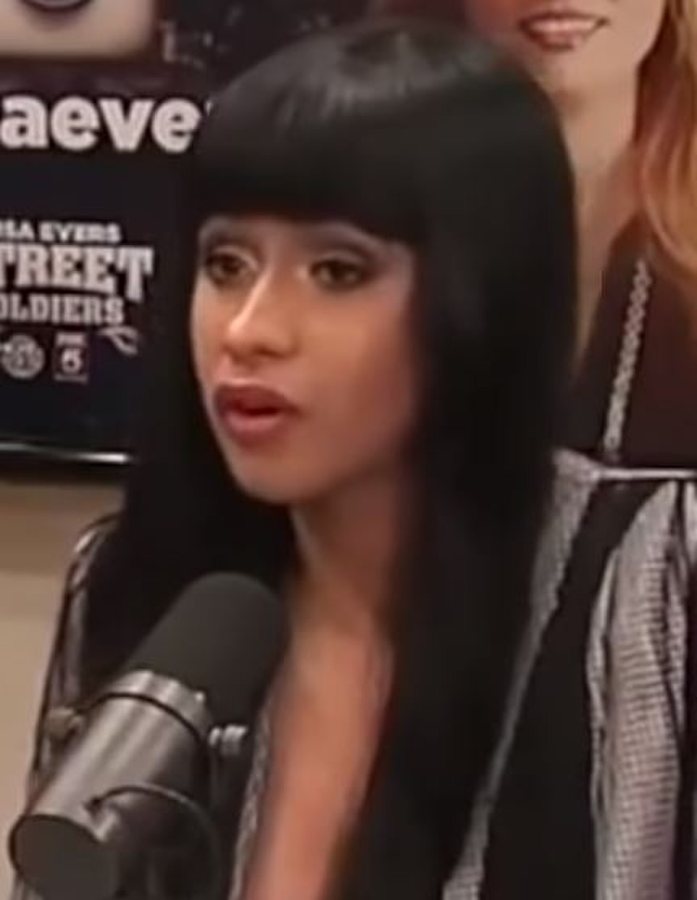 Cardi B podczas wywiadu w programie Street Soldiers z Lisą Evers w styczniu 2016 roku