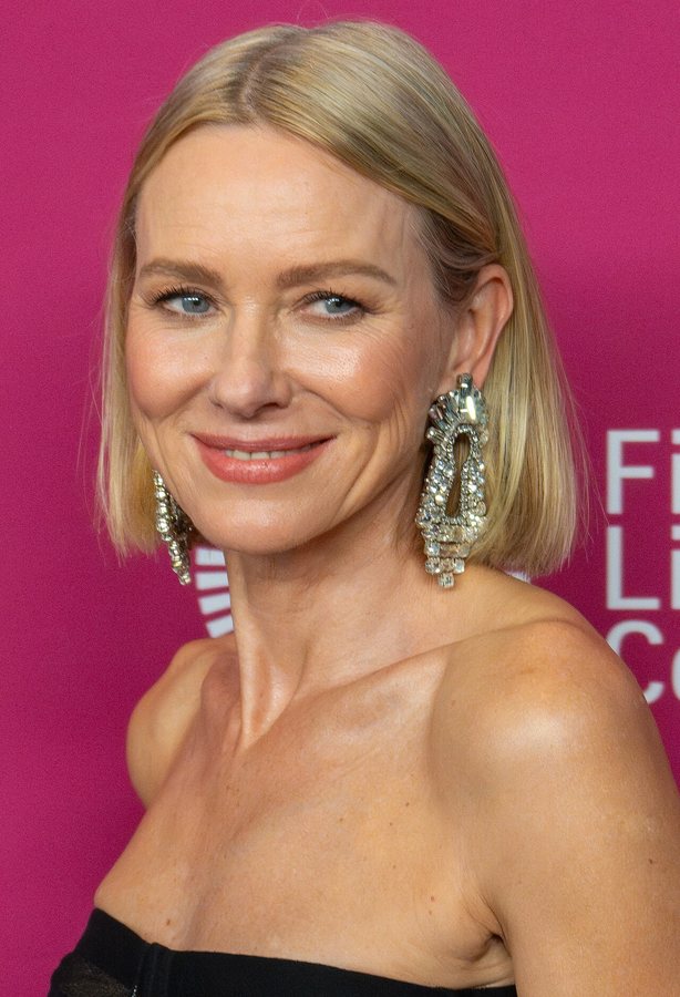 Transpłciowa córka Naomi Watts pobija wybiegi. Tak wygląda 17-latka