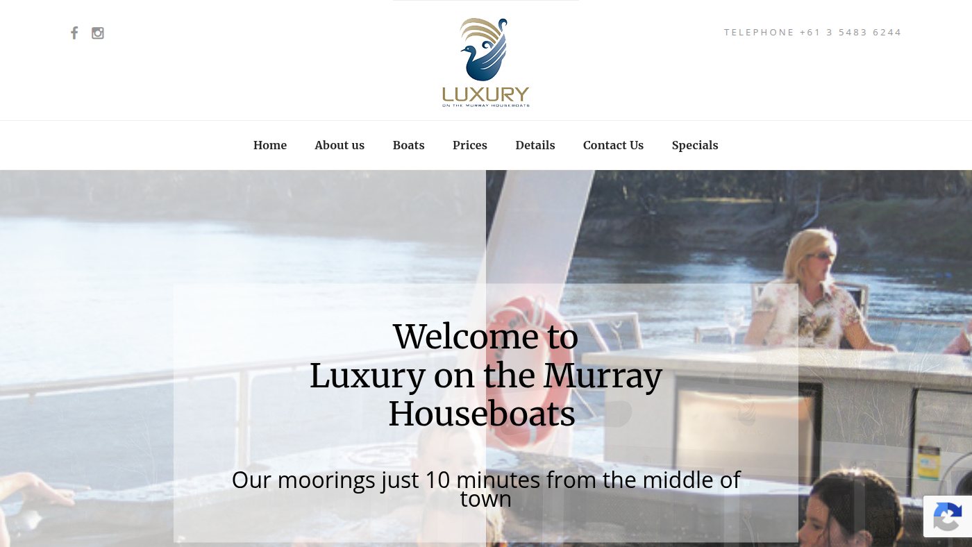 The home page of luxuryonthemurray.com.au