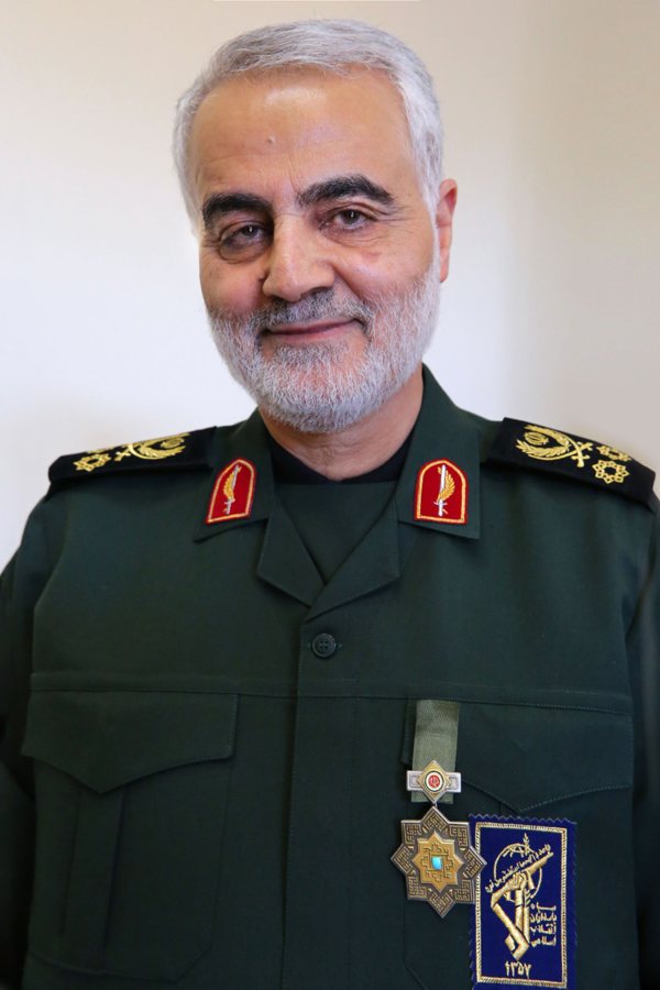 "Nous nous vengerons" : une foule d'Iraniens afflue dans le centre de Téhéran pour un dernier adieu à Ali Khamenei tué par des frappes américaines et israéliennes