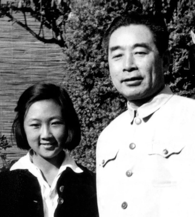 Zhou mit seiner Nichte Zhou Bingde