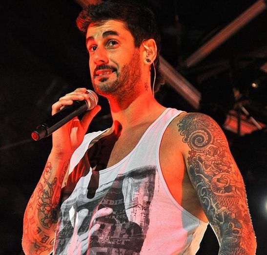 Melendi prolonga su verano de festivales entre Marbella y los grandes duetos