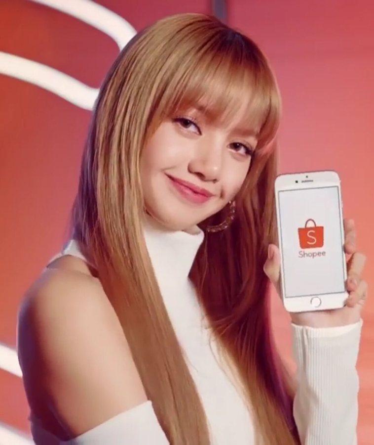 Lisa a un evento Shopee nel 2018