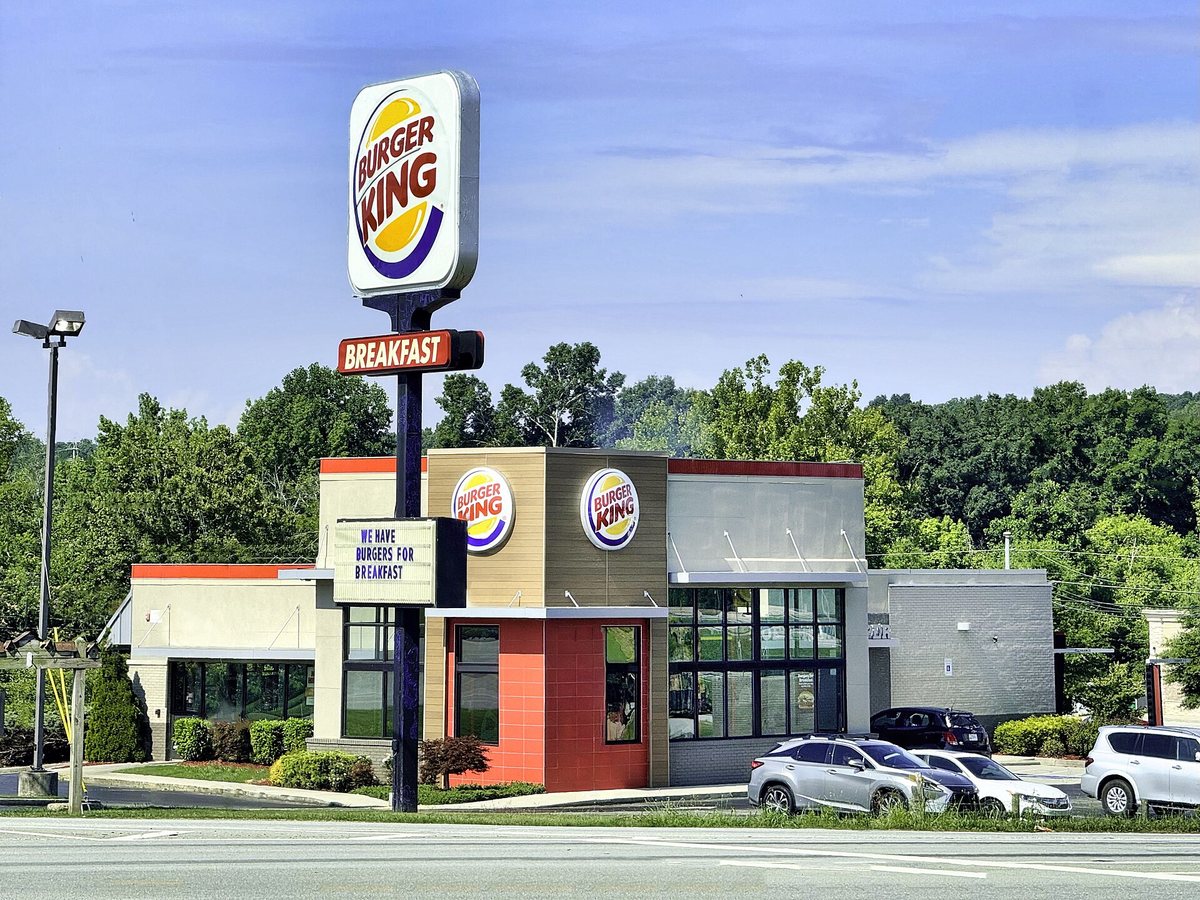 KFC responds to fake image circulating online claiming individuals under 21 were banned from their store
