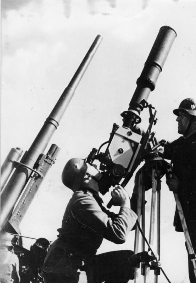 Production of a newsreel at the front lines, January 1941