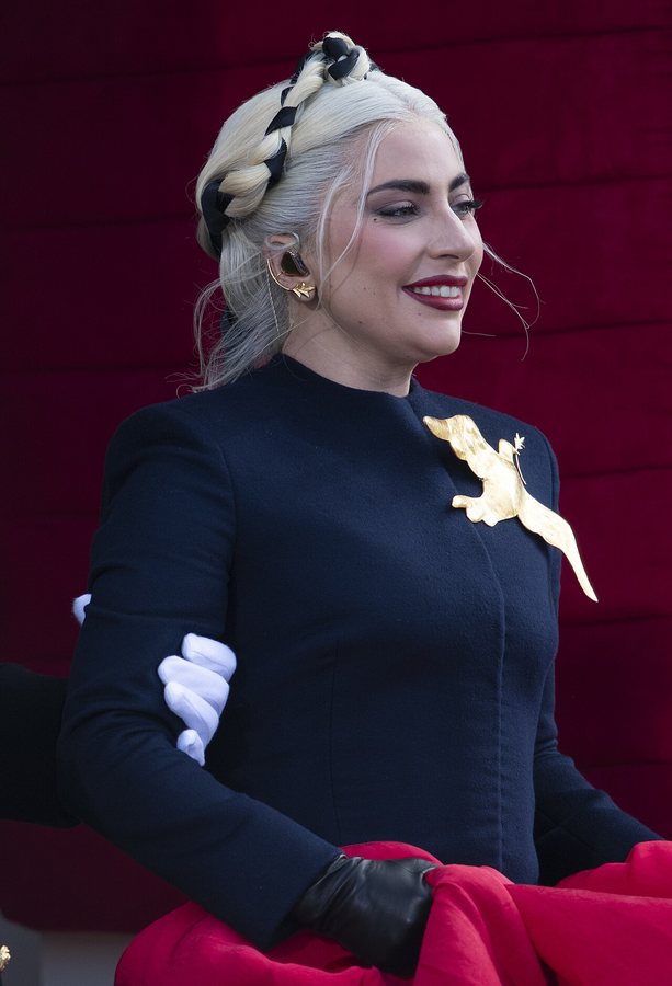Lady Gaga podczas inauguracji prezydenta Joe Bidena, przycięte