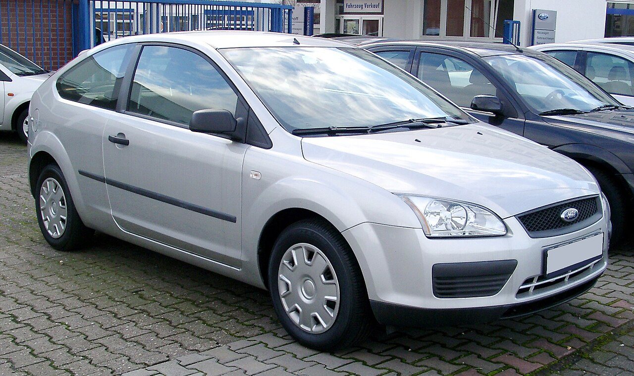 Ford Focus hatchback (segunda generación, antes del restyling)