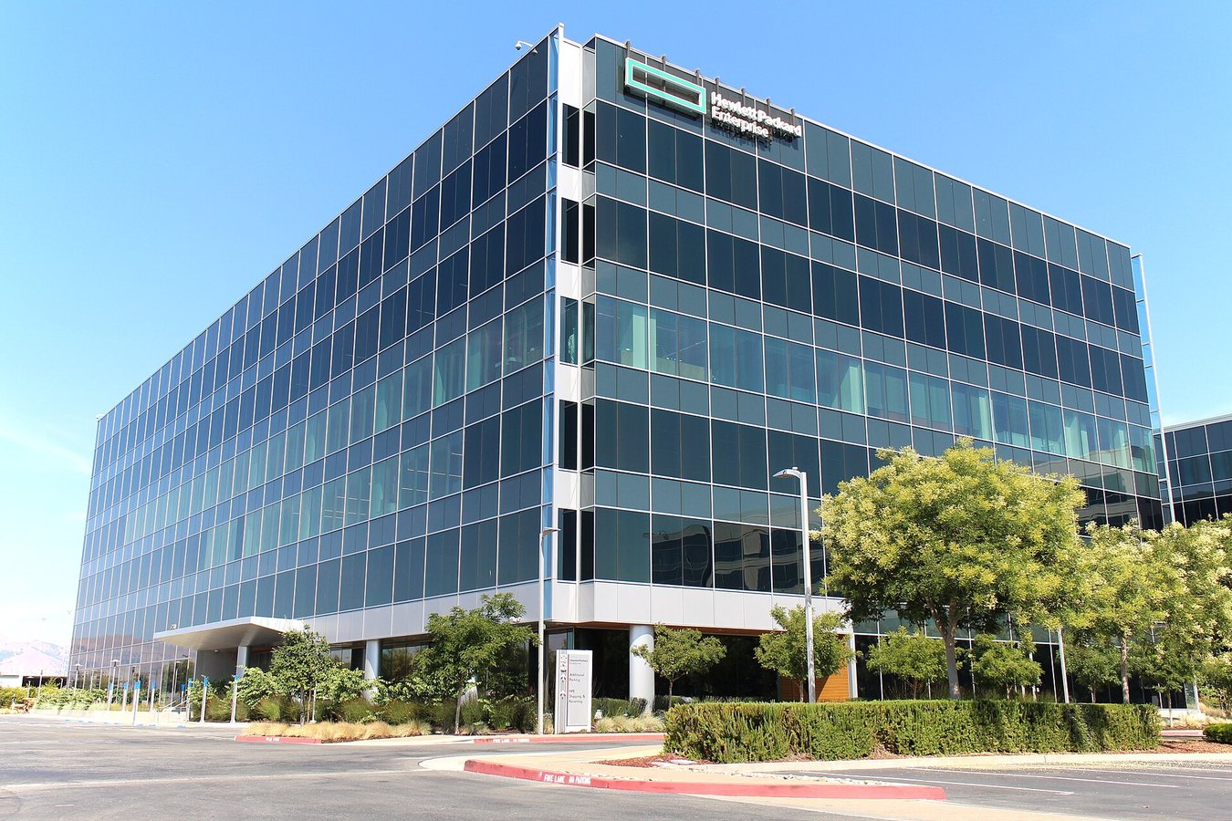 Hewlett Packard Enterprise CEO Antonio F. Neri sells $15.1m shares