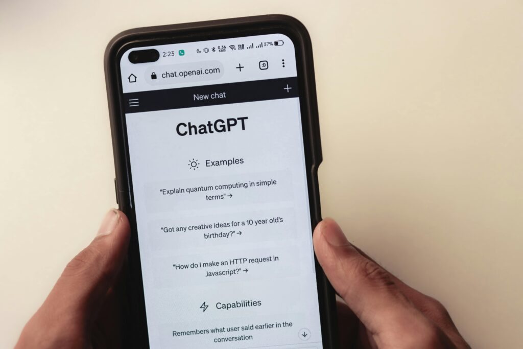Publicitatea vine în chatboții AI – și ar putea influența răspunsurile pe care le primim