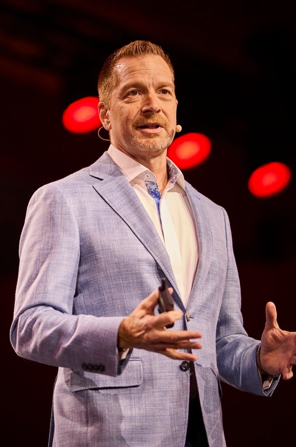 Crowdstrike CEO George Kurtz sells $4.16m in shares