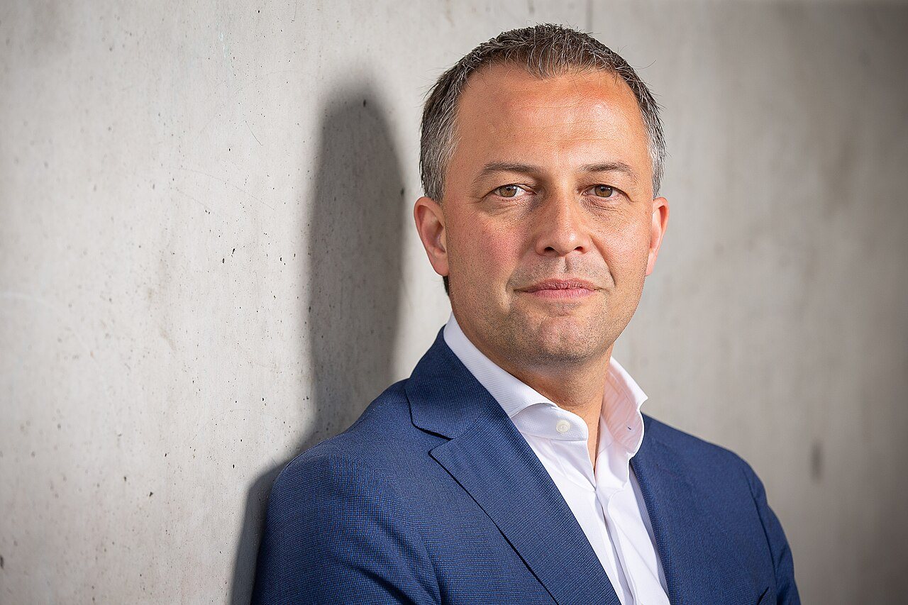 Het kabaal rond het ontslag van Egbert Lachaert rijt oude wonden open bij Vlaamse liberalen