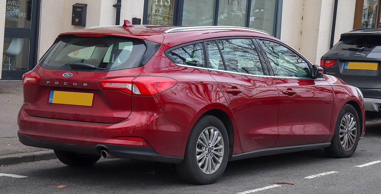 Ford Focus Titanium familiar 1.5 de 2018, vista trasera