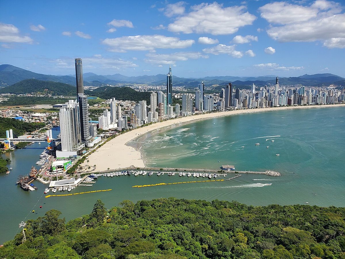 Balneário Camboriú vista dal Parco Unipraias, 2 aprile 2023