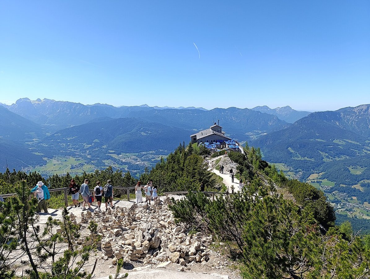 Blaze engulfs Hitler’s ‘Eagle’s Nest’ mountain retreat in Bavaria