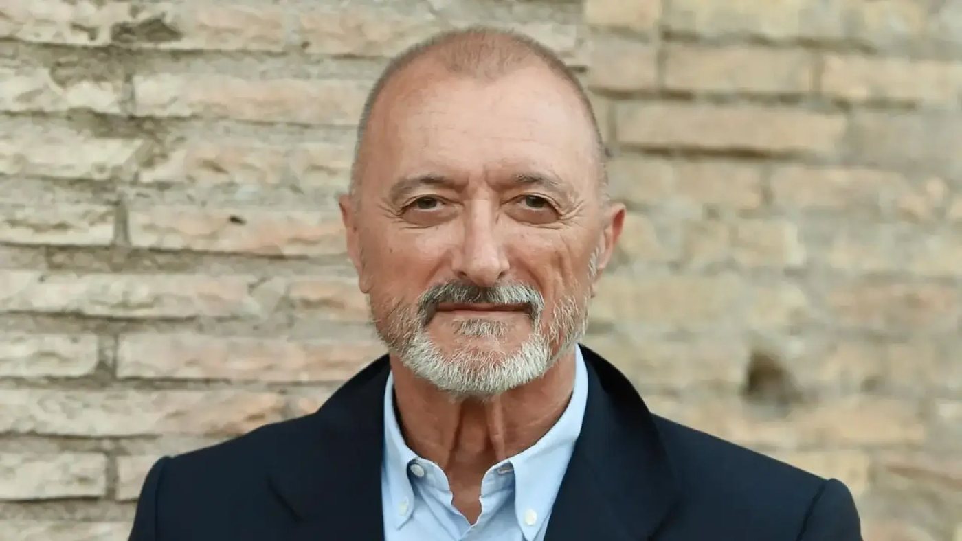 Pérez-Reverte sentencia la miniserie de Netflix que adapta su novela 'El problema final'