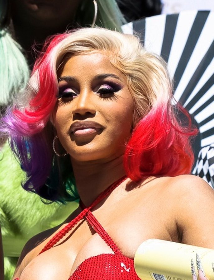 Cardi B na paradzie WeHo Pride w West Hollywood w Kalifornii w 2022 roku