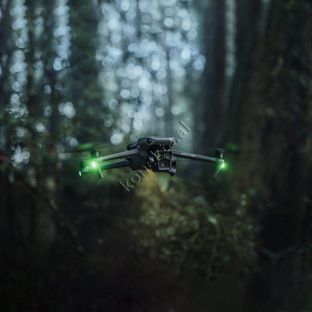 DJI Mavic 3 Pro Drone DJI RC / Fly More Combo - Thumbnail 30