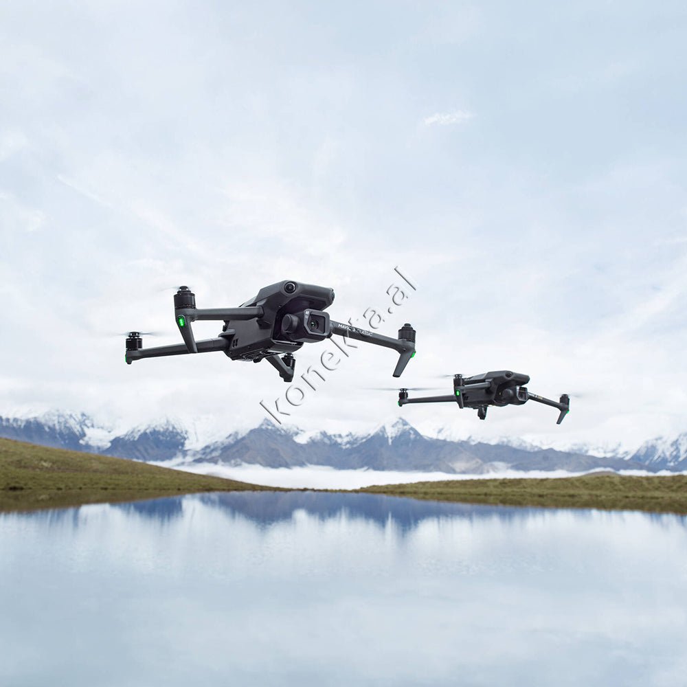 DJI Mavic 3 Classic Drone RC / Fly More Combo - Thumbnail 27