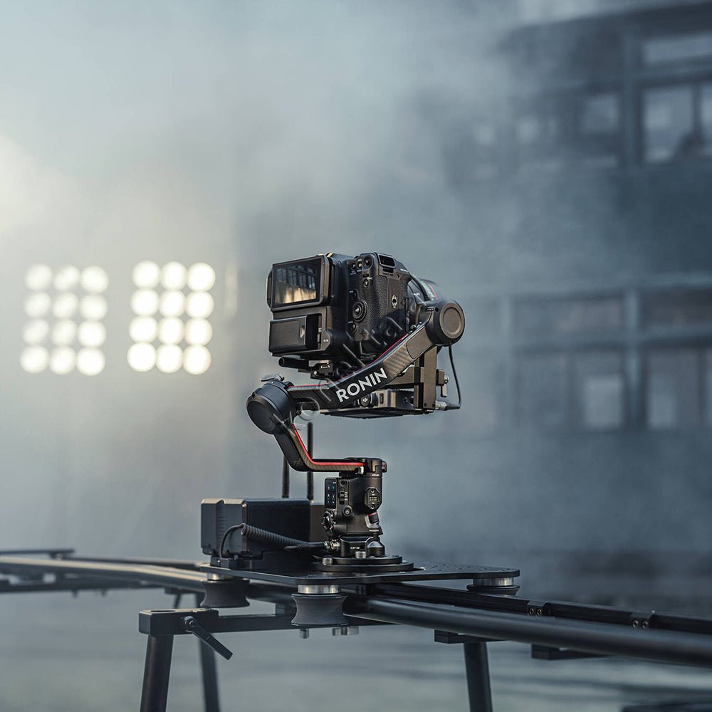 DJI RS 3 Pro Gimbal Combo - Thumbnail 25