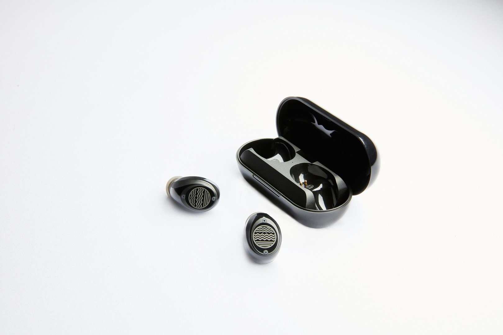 Our Pure Planet Platinum Earbuds, Wireless, Black - Image 1