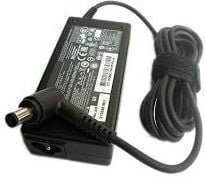 HP Laptop Charger, 65W, 18.5 V - Image 1
