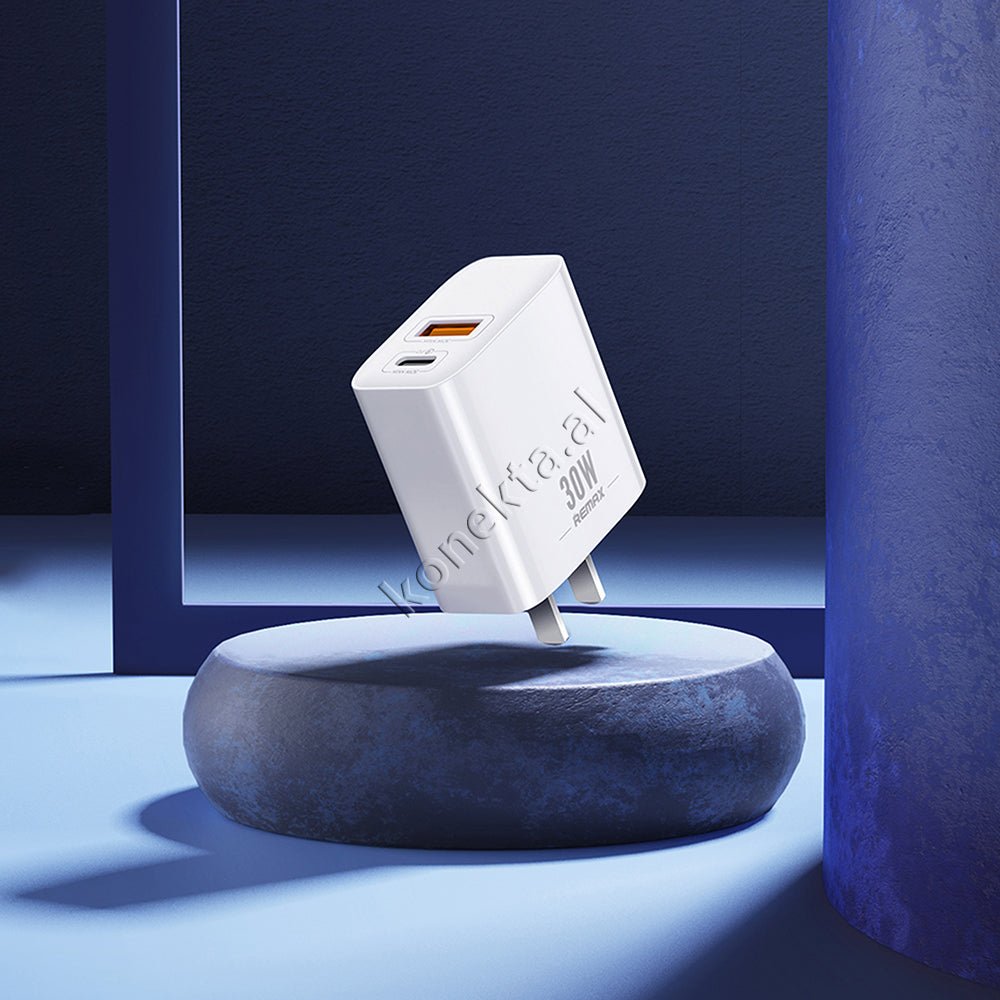 REMAX 30W Charger, White - Thumbnail 2