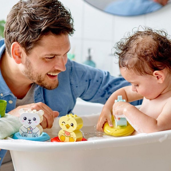 LEGO DUPLO 10965 Bath Time Fun: Floating Animal Train - Thumbnail 3