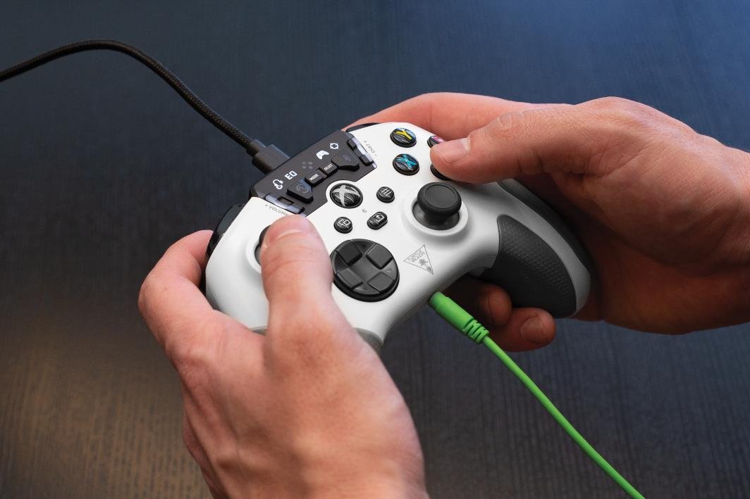 Turtle Beach Recon Xbox Controller, Wired, White - Thumbnail 15