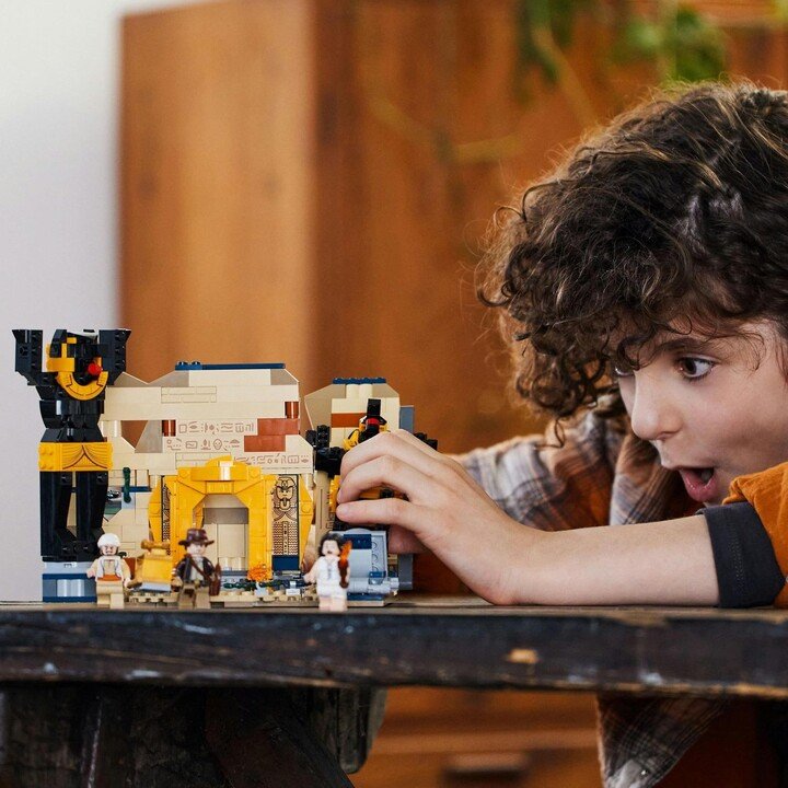 LEGO Indiana Jones 77013 Escape from the Lost Tomb Set - Thumbnail 3