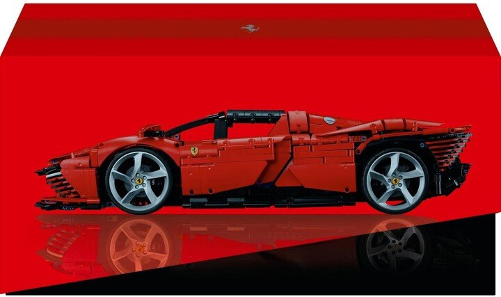 LEGO Technic 42143 Ferrari Daytona SP3 Set, 3778 Pieces - Thumbnail 10