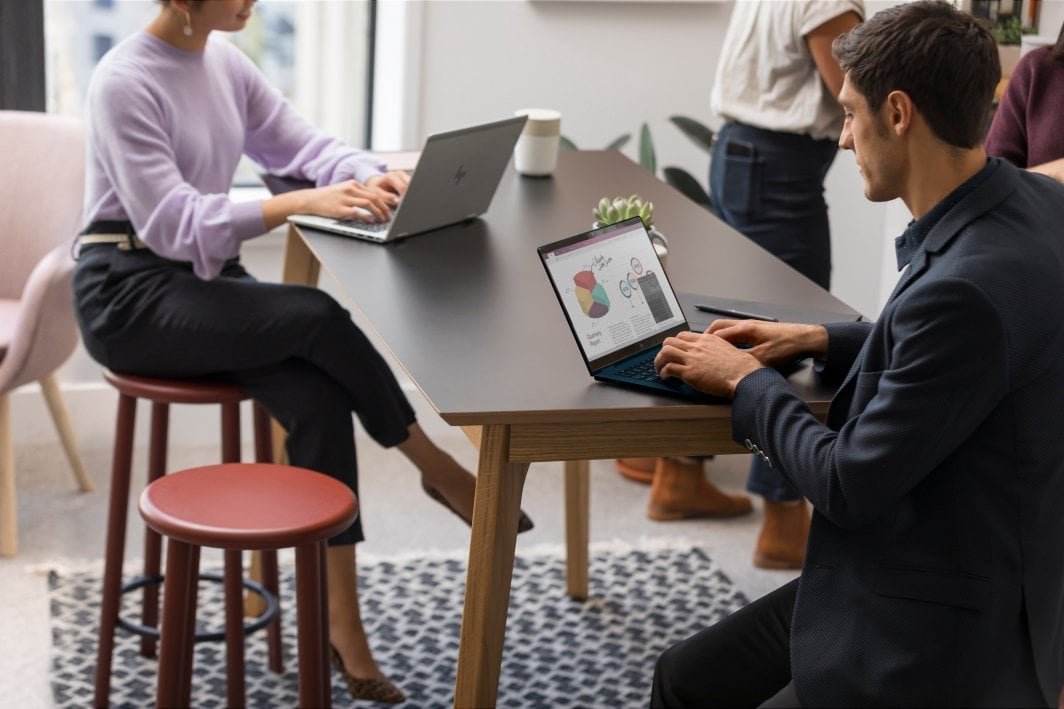 HP EliteBook 860 G11 Laptop, 16", Intel Core i5 125U, 16GB RAM, 512GB SSD, LTE, Windows 11 Pro, Gray - Thumbnail 10