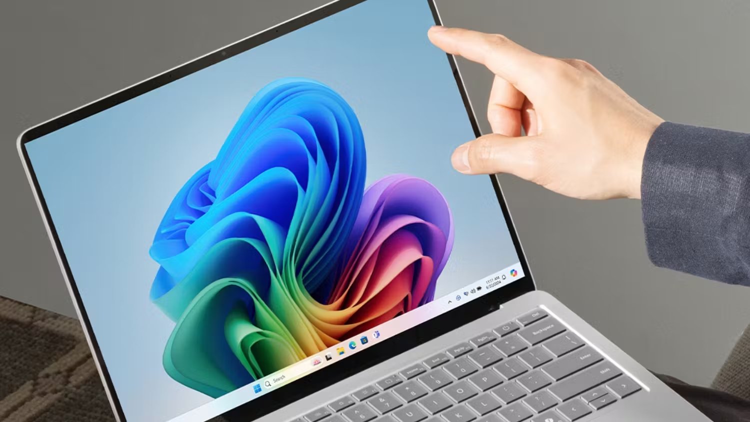 Microsoft Surface Laptop 7 Laptop, 13.8" - Thumbnail 2