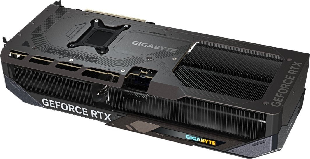 Gigabyte GeForce RTX 5070 Ti Gaming OC 16GB GDDR7 Graphics Card - Thumbnail 3