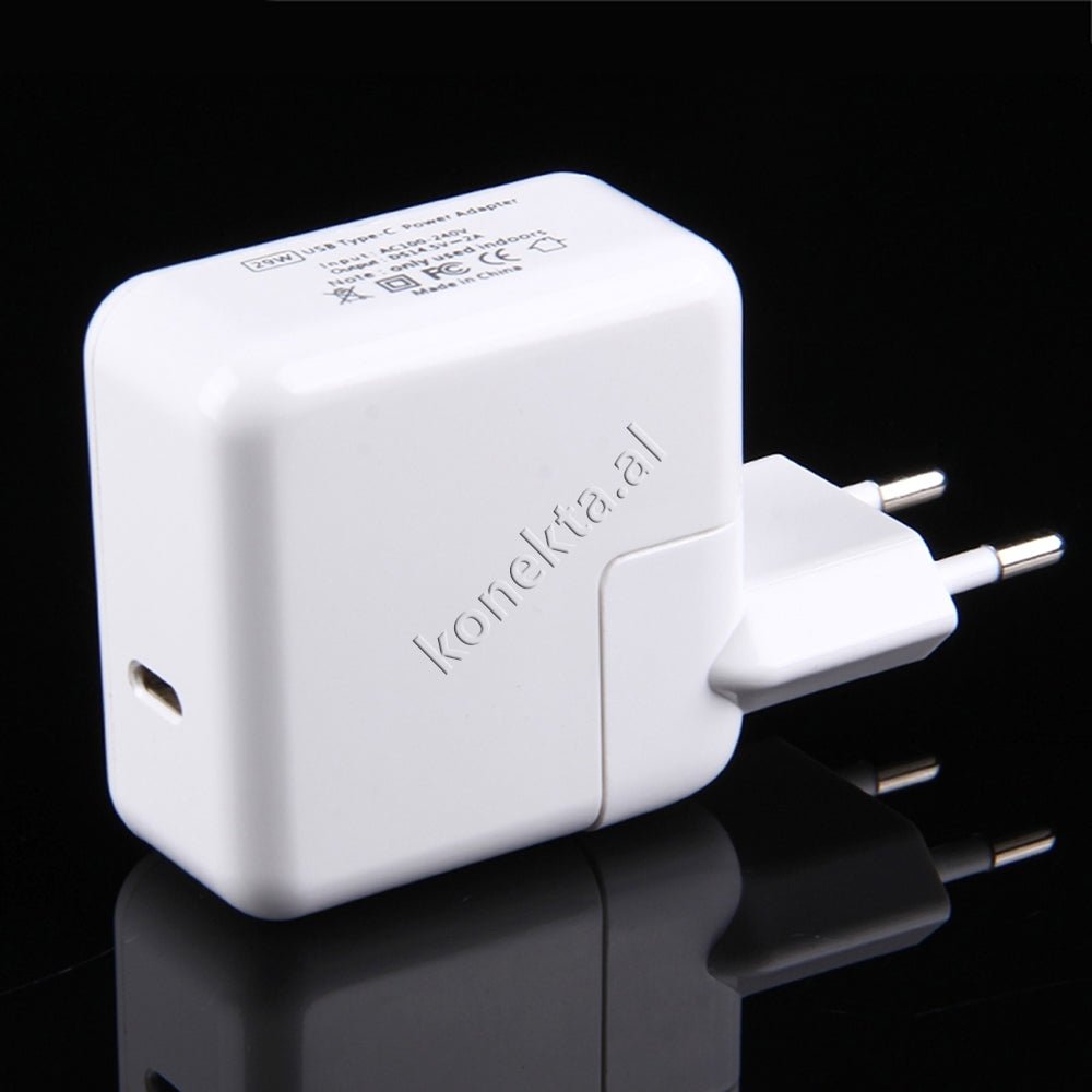 Apple MacBook Charger, USB Type-C, 29W / 61W - Thumbnail 3
