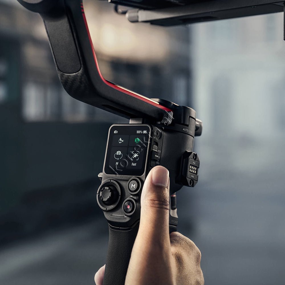 DJI RS 3 Pro Gimbal Combo - Thumbnail 16