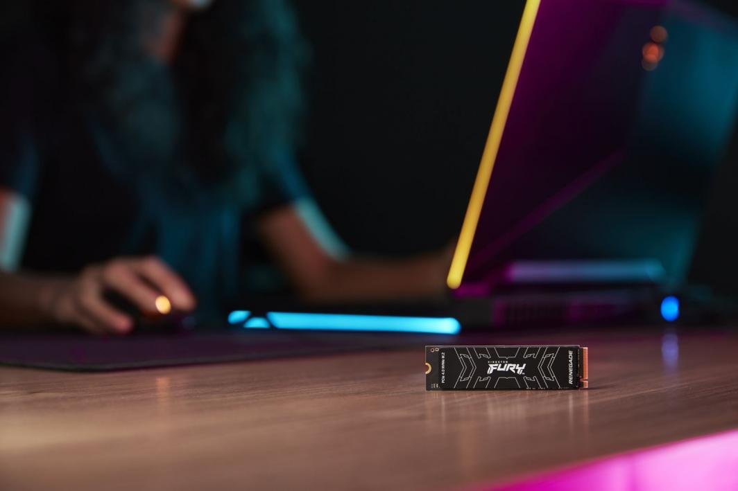 Kingston Fury Renegade SSD, 2TB, M.2 2280 PCI-E x4 Gen4 NVMe - Thumbnail 8