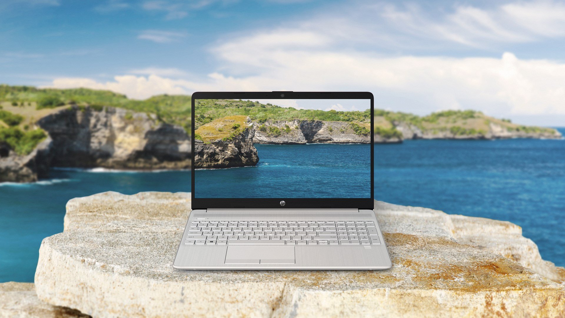 HP 15s-eq2289nw Laptop, 15.6", AMD Ryzen™ 3 5300U, 16GB DDR4-SDRAM, 256GB SSD, Integrated AMD Radeon Graphics, Silver - Thumbnail 4