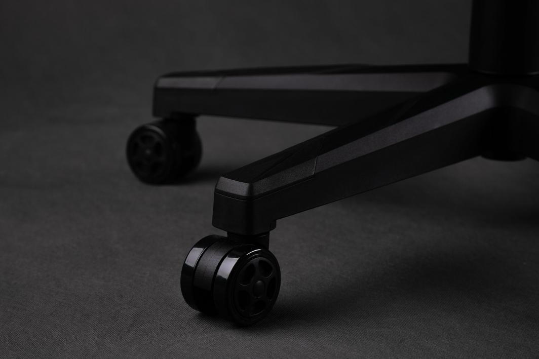 SENSE7 Vanguard Chair, Black/Red - Thumbnail 14