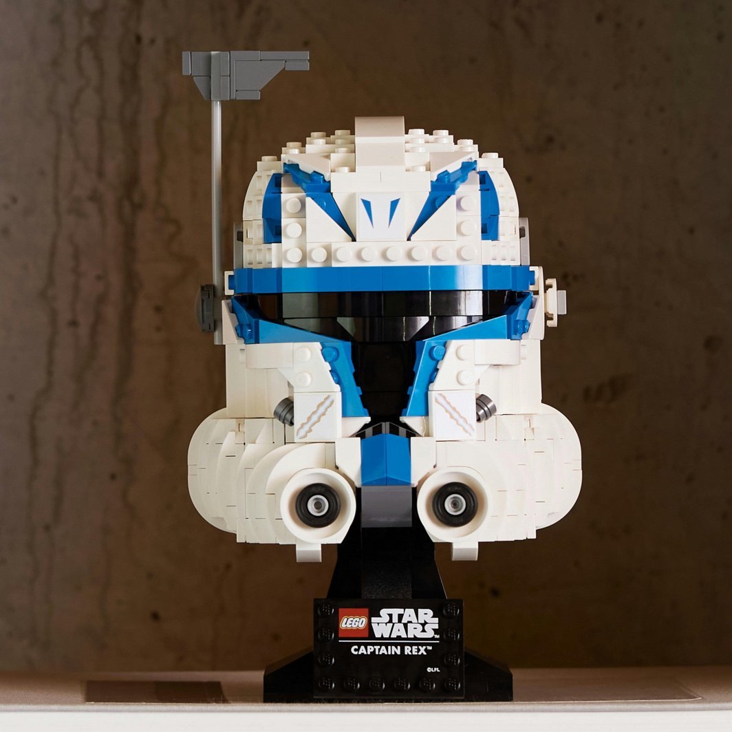 LEGO Star Wars 75349 Helmet Captain Rex, 854 Pieces - Thumbnail 2