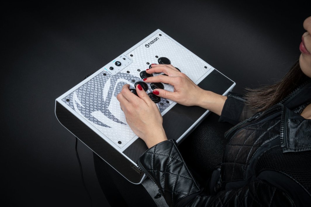 Nacon PS5 ARCADE Controller, Wired - Thumbnail 8