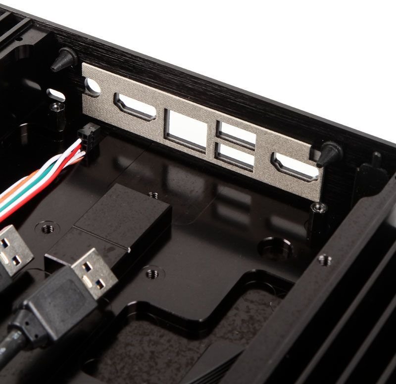 Akasa Plato X7D UCFF Case, NUC - Thumbnail 7