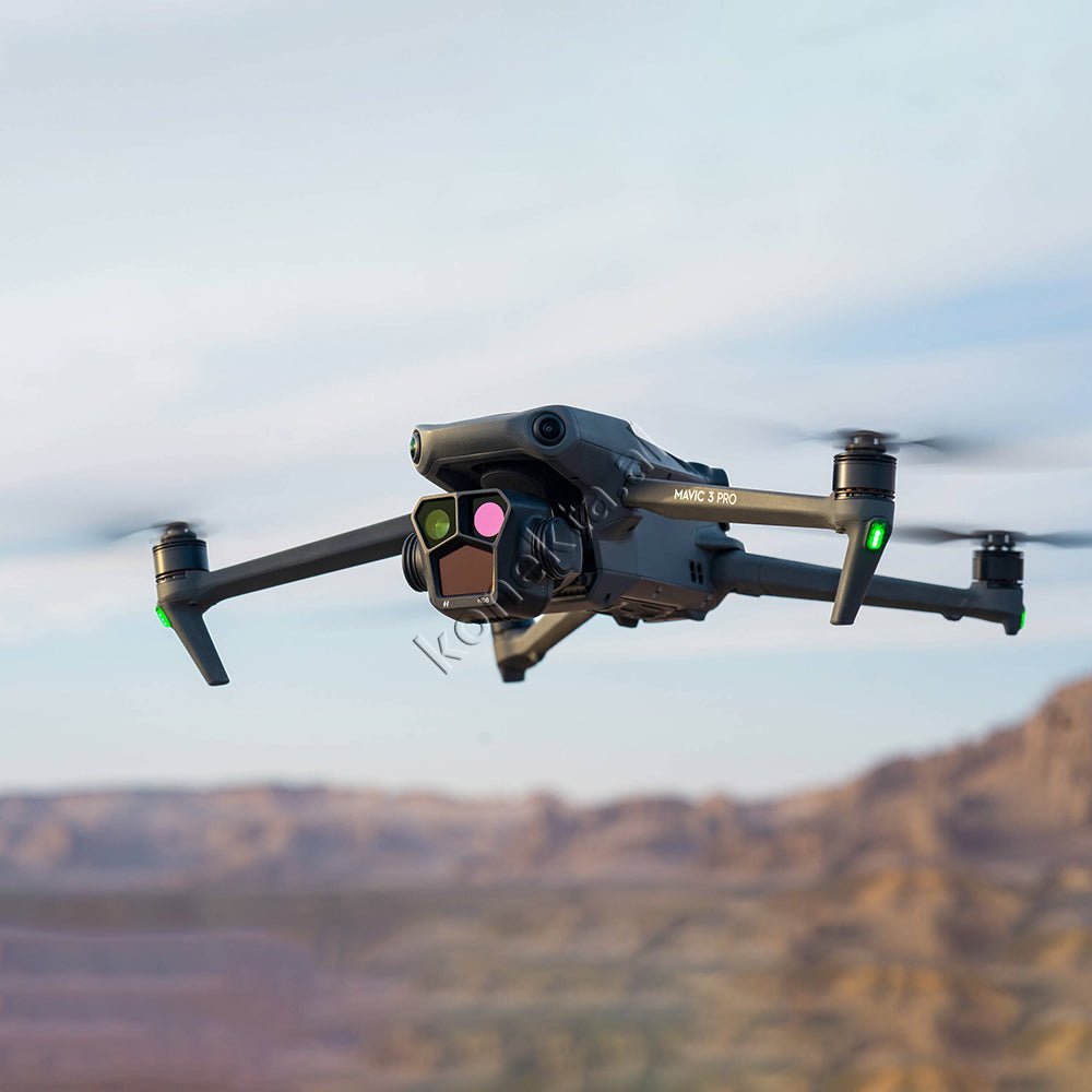DJI Mavic 3 Pro Drone DJI RC / Fly More Combo - Thumbnail 24